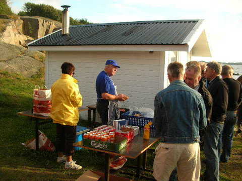 Korvgrillning i Kämpersvik