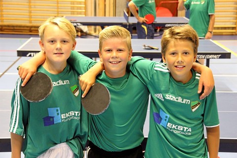 P-12 Grön: fr.v. Jacob Hübinette, Marcus Kapocs-Johansson och Melvin Isacson. Saknas på bild: Alexander Nordman-Borg. Foto: Lena Bendrik Sfeir