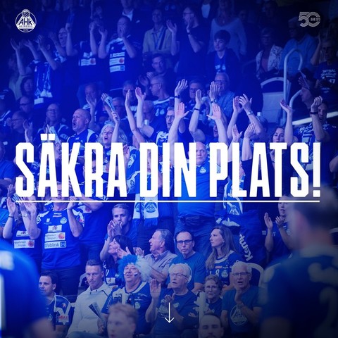 Vi har olika typer av ÅRSKORT. Du kan antingen prenumerera på din plats i Estrad och betala månadsvis eller att betala hela årsbeloppet direkt. Årskortet kan tecknas när som helst under året och gäller alltid för tolv månader. 

För matcher i Nolhagahallen (Damallsvenskan, HP herr & HP dam) så kan du köpa NOLHAGAKORTET hos AHK:s kansli. 

Föredrar Du att köpa din biljett styckvis till våra matcher i Estrad så kan du göra det digitalt via bilden ovan eller på plats i Estrad vid matchdagar. Lösa biljetter till Nolhagahallen köps vid entrén till hallen. 

Välkomna till våra hemmamatcher. Vi ses!